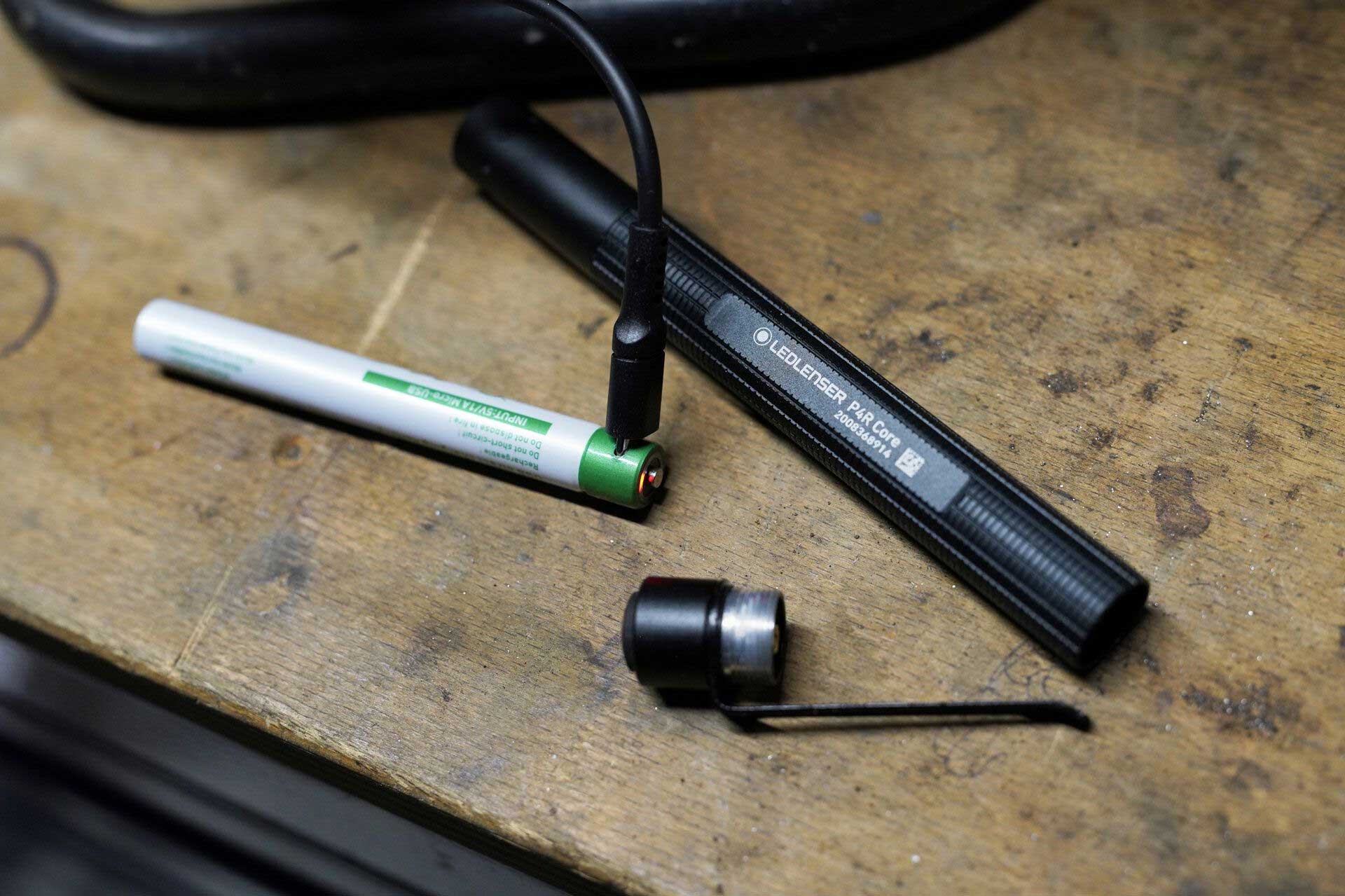 Taschenlampe Ledlenser P4R Core Akku 502177