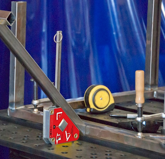 Magnet-Schweisswinkel mit Ein-/Aus-Schalter QHCSS QHCSL