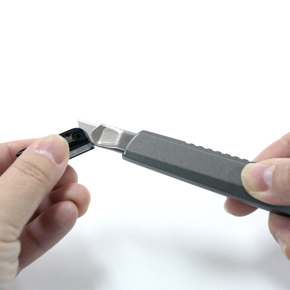 Universalmesser 9 mm NT Cutter A-300GRP